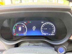 Toyota Sienna 2021 2.5L Hybrid Platinum Edition - ფოტო 16