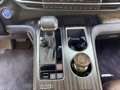 Toyota Sienna 2021 2.5L Hybrid Platinum Edition - ფოტო 17