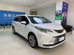 Toyota Sienna 2021 2.5L Hybrid Platinum Edition - ფოტო 3