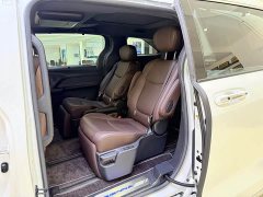 Toyota Sienna 2021 2.5L Hybrid Platinum Edition - ფოტო 9