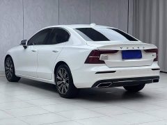 Volvo S60 B4 Intelligent Remote Luxury Edition - ფოტო 12