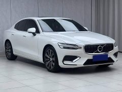Volvo S60 B4 Intelligent Remote Luxury Edition - ფოტო 3
