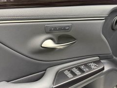 Lexus ES 200 Luxury Edition - ფოტო 14