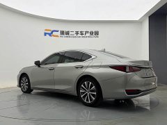 Lexus ES 200 Luxury Edition - ფოტო 6