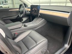 Tesla Model Y Rear-Wheel Drive - ფოტო 9