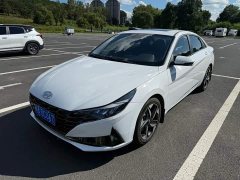 Hyundai Elantra 2022 1.5L CVT Luxury - ფოტო 1