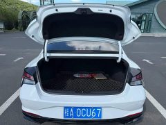 Hyundai Elantra 2022 1.5L CVT Luxury - ფოტო 10