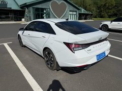 Hyundai Elantra 2022 1.5L CVT Luxury - ფოტო 6
