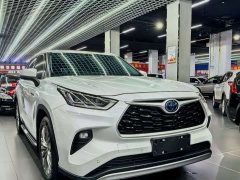 Toyota Highlander 2.5L Intelligent Hybrid AWD Premium 7-Seater - ფოტო 2