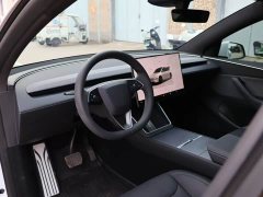 Tesla Model Y 2025 Rear-Wheel Drive Launch Edition - ფოტო 5