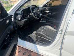 Hyundai Elantra 1.5L CVT Luxury - ფოტო 11