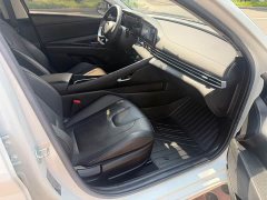 Hyundai Elantra 1.5L CVT Luxury - ფოტო 18