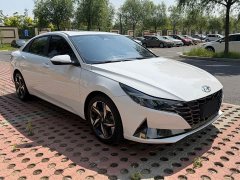 Hyundai Elantra 1.5L CVT Luxury - ფოტო 3