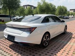 Hyundai Elantra 1.5L CVT Luxury - ფოტო 4