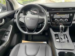 Nissan Venucia D60 PLUS 1.6L XE CVT Edition - photo 9