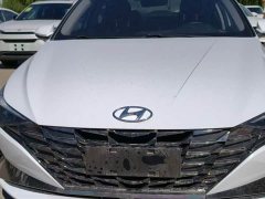Hyundai Elantra 1.5L CVT Luxury - ფოტო 1