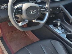 Hyundai Elantra 1.5L CVT Luxury - ფოტო 3
