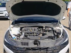 Hyundai Elantra 1.5L CVT Luxury - ფოტო 9