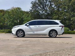 Toyota Sienna 2023 2.5L Hybrid Premium Edition - ფოტო 7