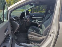 Toyota Sienna 2023 2.5L Hybrid Premium Edition - ფოტო 9