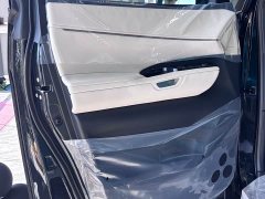 Lexus LM 500h Six-Seat Premium Edition - ფოტო 5