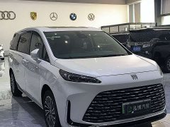 Buick GL8 New Energy Lusang Respect Edition - ფოტო 3