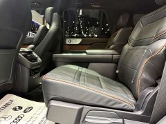 Lincoln Navigator 3.5T Edition - ფოტო 18