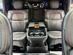 Lincoln Navigator 3.5T Edition - ფოტო 20