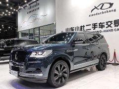 Lincoln Navigator 3.5T Edition - ფოტო 3