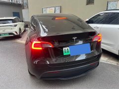 Tesla Model Y Rear-Wheel Drive - ფოტო 9