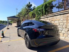 Tesla Model Y 2022 Facelift Rear-Wheel Drive - ფოტო 7