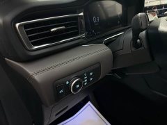 Ford Explorer 2024 2.3T EcoBoost AWD Titanium 6-Seater - ფოტო 9