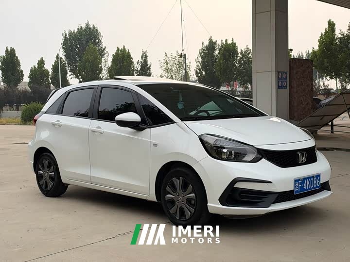 Honda Fit 1.5L CVT Trendy Sunroof Edition - ავტომობილი ჩინეთიდან