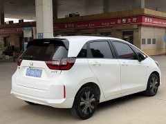 Honda Fit 1.5L CVT Trendy Sunroof Edition - ფოტო 6