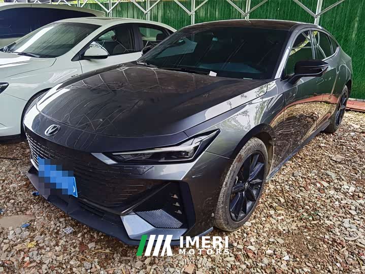 Changan UNI-V 2023 1.5T Premium Edition - ავტომობილი ჩინეთიდან