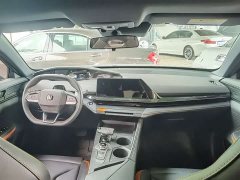 Changan UNI-V 2023 1.5T Premium Edition - ფოტო 6