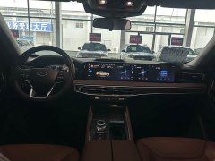Ford Explorer EcoBoost 285 AWD Fashion Plus 7-Seater - ფოტო 15