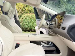 Li Auto i8 Standard Edition - ფოტო 2