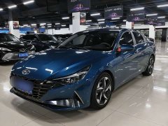 Hyundai Elantra 1.5L CVT Luxury - ფოტო 1