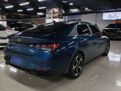 Hyundai Elantra 1.5L CVT Luxury - ფოტო 10