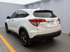 Honda Vezel 2020 1.5L CVT Pioneer Edition - ფოტო 4