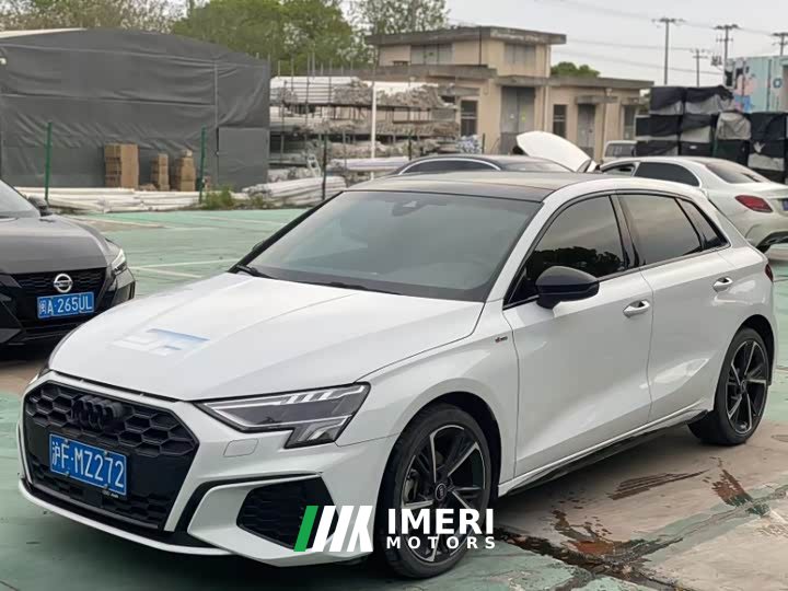 Audi A3 2023 Sportback 35 TFSI Fashion Sport - ავტომობილი ჩინეთიდან