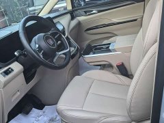 Buick GL8 2025 Land Executive Cabin Advance Edition - ფოტო 6