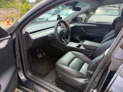 Tesla Model Y Rear-Wheel Drive - ფოტო 14