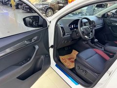 Skoda Corollac 2021 TSI280 Luxury - ფოტო 8