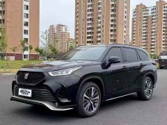 Toyota Crown Venza 2024 2.5L HEV AWD Premium - ფოტო 3