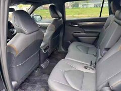 Toyota Crown Venza 2024 2.5L HEV AWD Premium - ფოტო 5