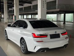 BMW 3 Series 325Li M Sport Package - ფოტო 4