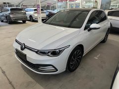 Volkswagen Golf 2023 280TSI DSG Pro - ფოტო 1