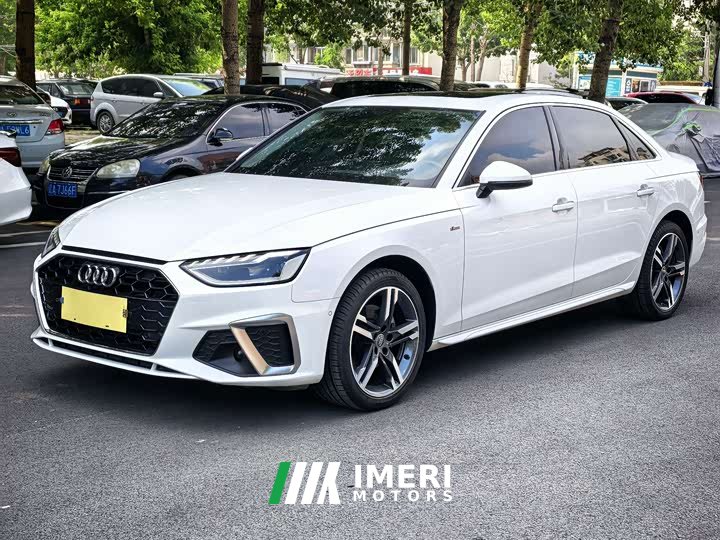 Audi A4L 2020 40 TFSI Luxury Sport - ავტომობილი ჩინეთიდან